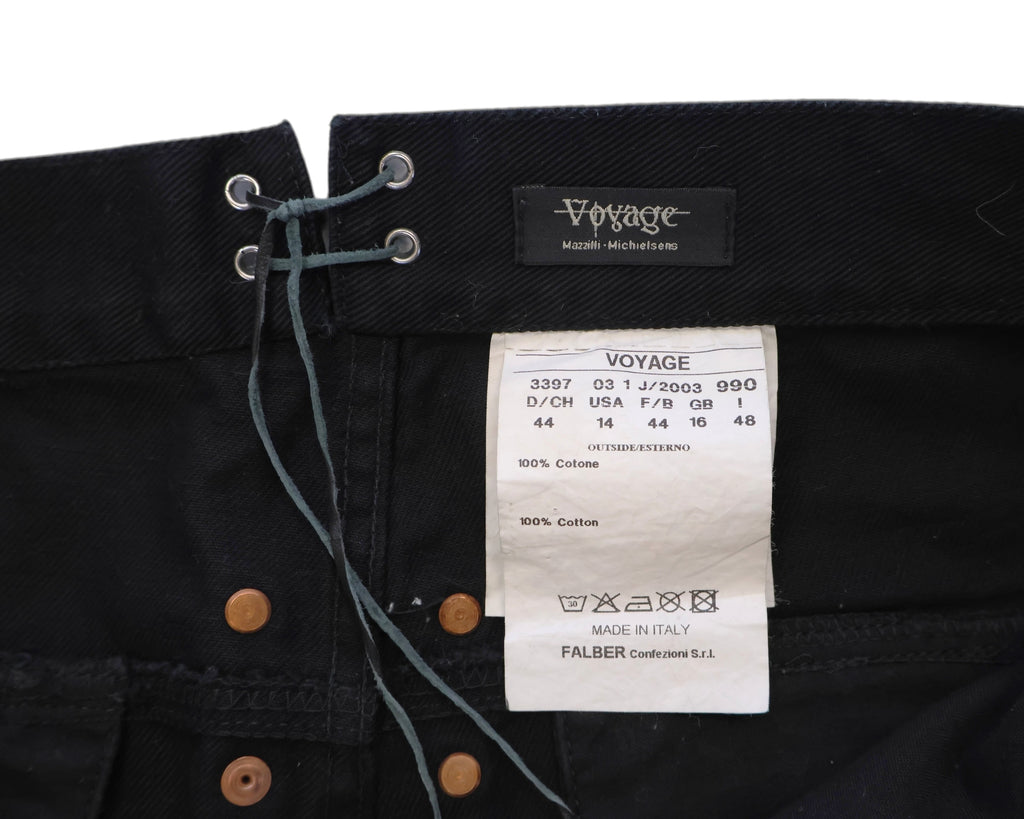 Voyage Mazzilli Michielsens black jeans with shark teeth pendants
