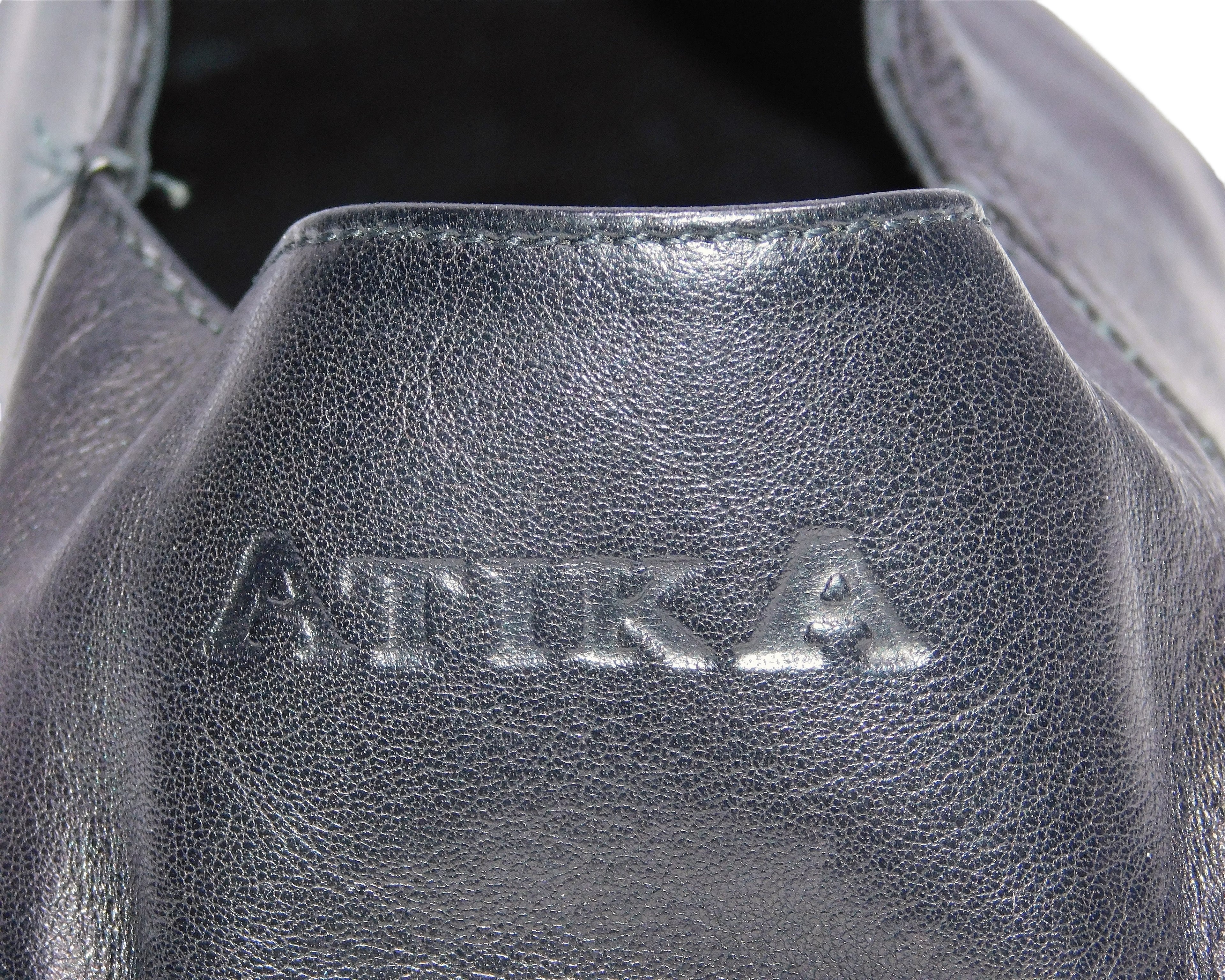 Atika leather slippers