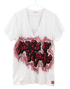 Vintage Voyage Mazzilli & Michielsens T-shirt — European artisanal/cult label; white cotton jersey V-neck tee with red/black graffiti airbrush/spray-paint artwork (“Gangs of Voyage”), streetwear/hip-hop/skate vibe; short sleeves, soft lightweight knit, relaxed/unisex fit; statement logo graphic, Y2K/90s style, rare collectible top.