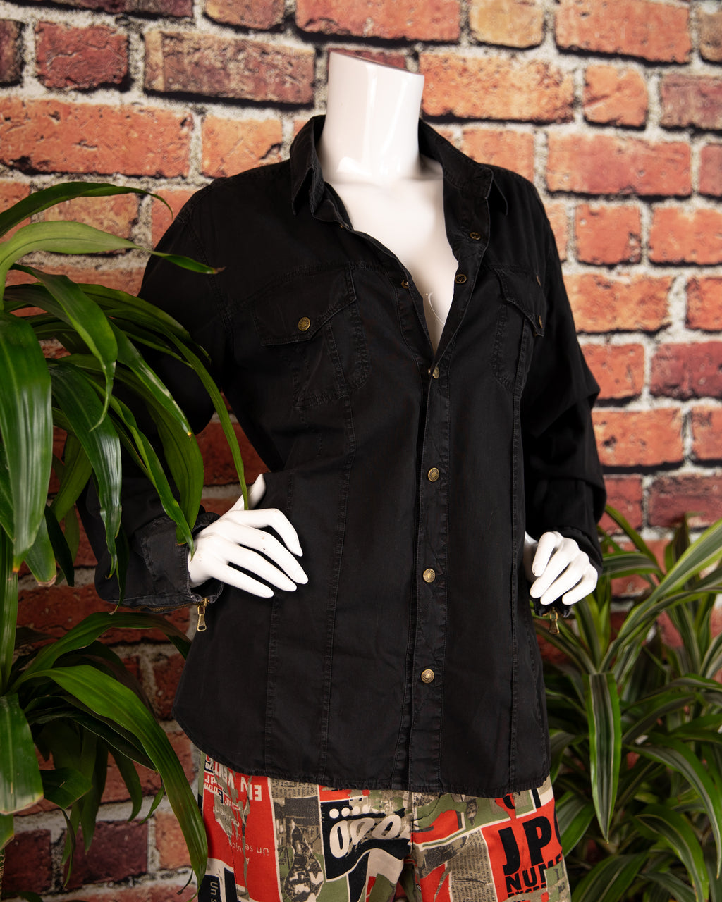 Dolce Gabbana black dress shirt with gold-tone zipper 2003/5