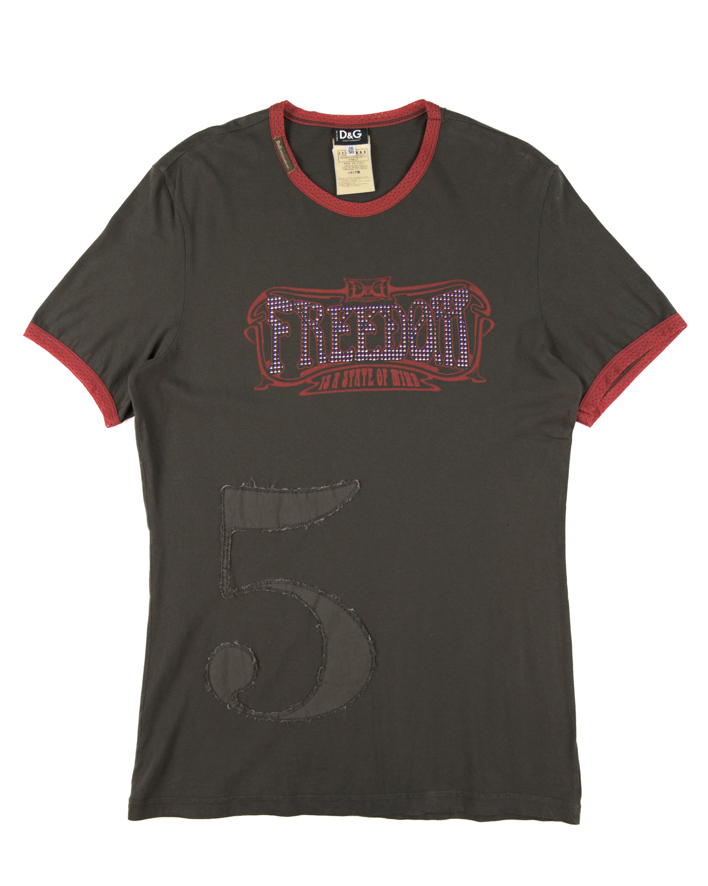 Vintage D&G Dolce & Gabbana ringer T-shirt / graphic tee in dark charcoal-olive with red contrast trim—“Freedom is a State of Mind” rhinestone logo print, oversized raw-edge “5” appliqué; soft cotton jersey, short-sleeve crewneck; Italian designer streetwear from Milan, Y2K/2000s vibe; unisex top / slogan tee / logo shirt, casual layering essential.