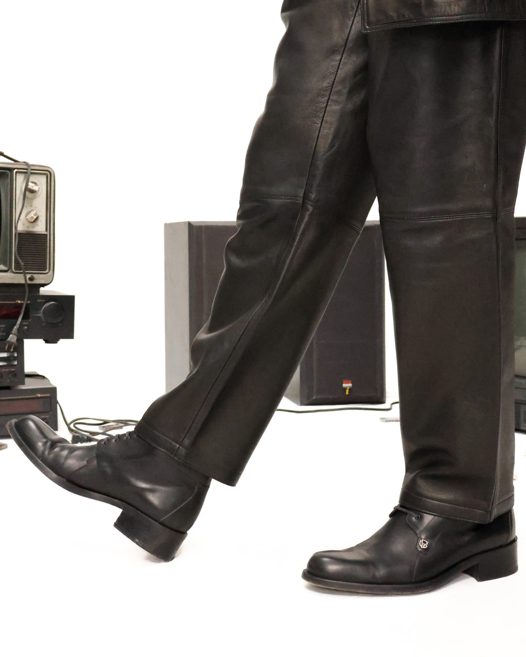 Gianni Versace classy black leather boots