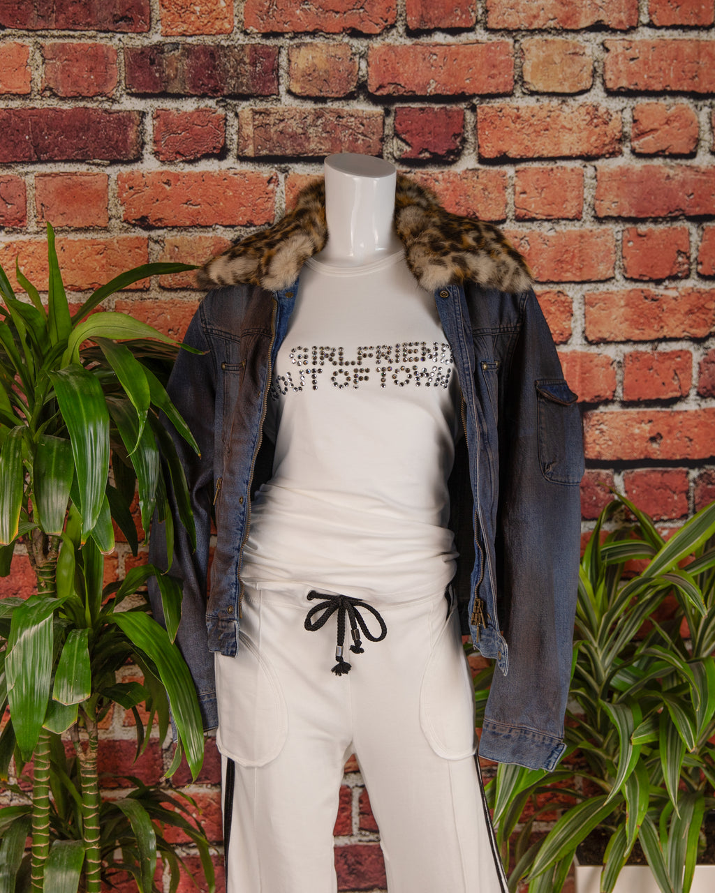 Voyage Mazzilli & Michielsens “My Girlfriend Is Out of Town” T-Shirt