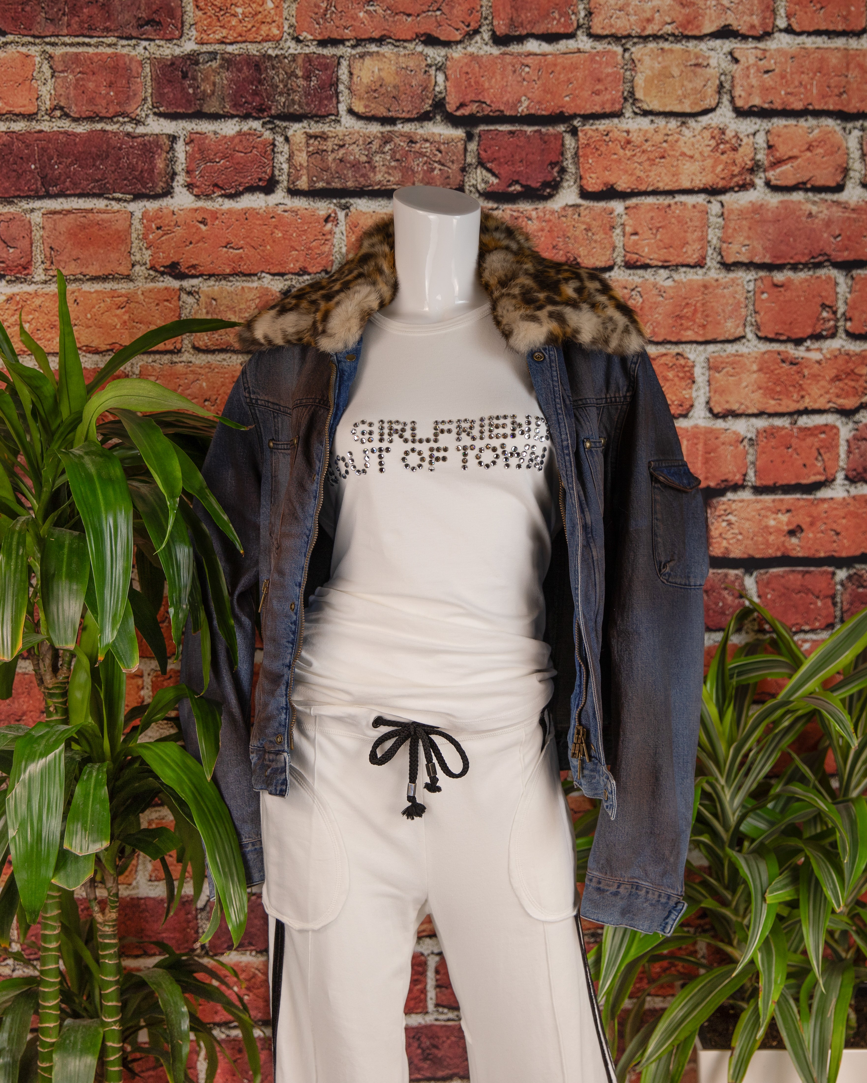Voyage Mazzilli & Michielsens “My Girlfriend Is Out of Town” T-Shirt