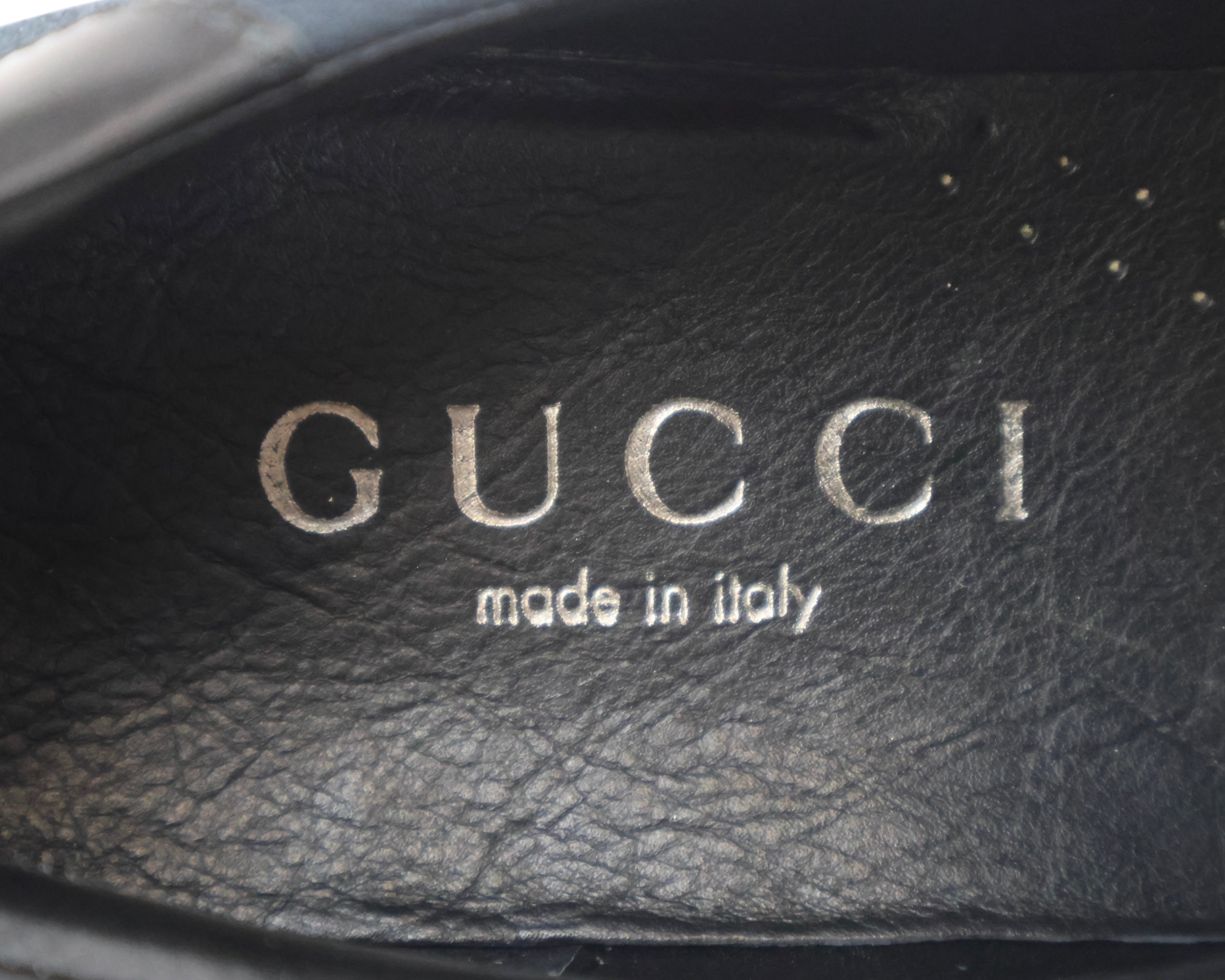 Gucci leather sneakers