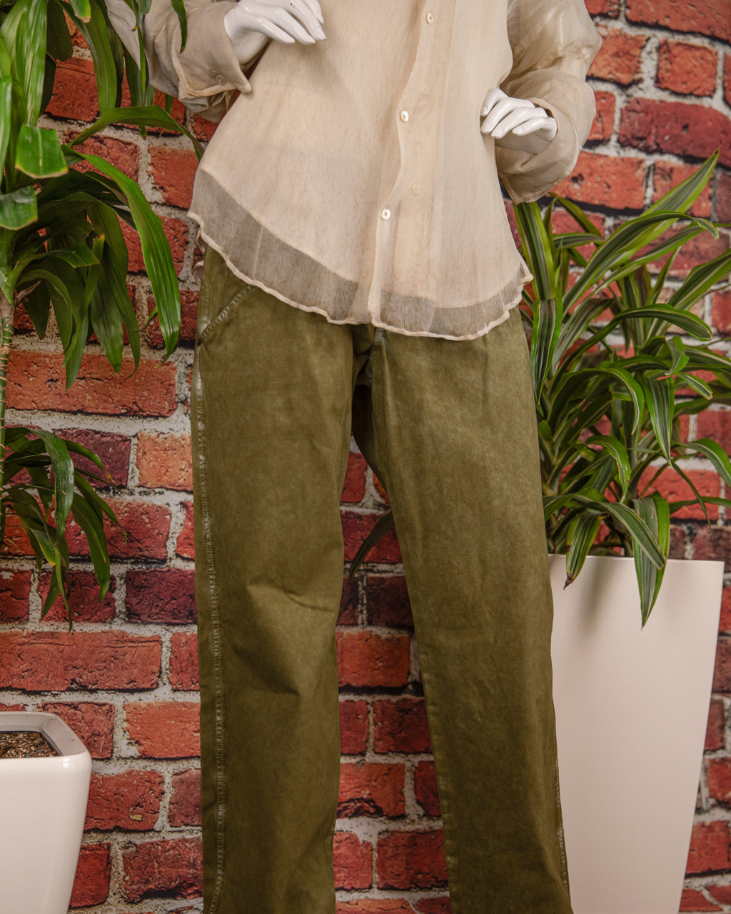 Dolce & Gabbana green pants with washed white effect