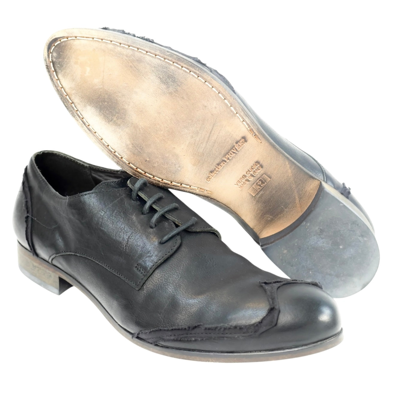 Collection PRIVÉE? Black leather shoes
