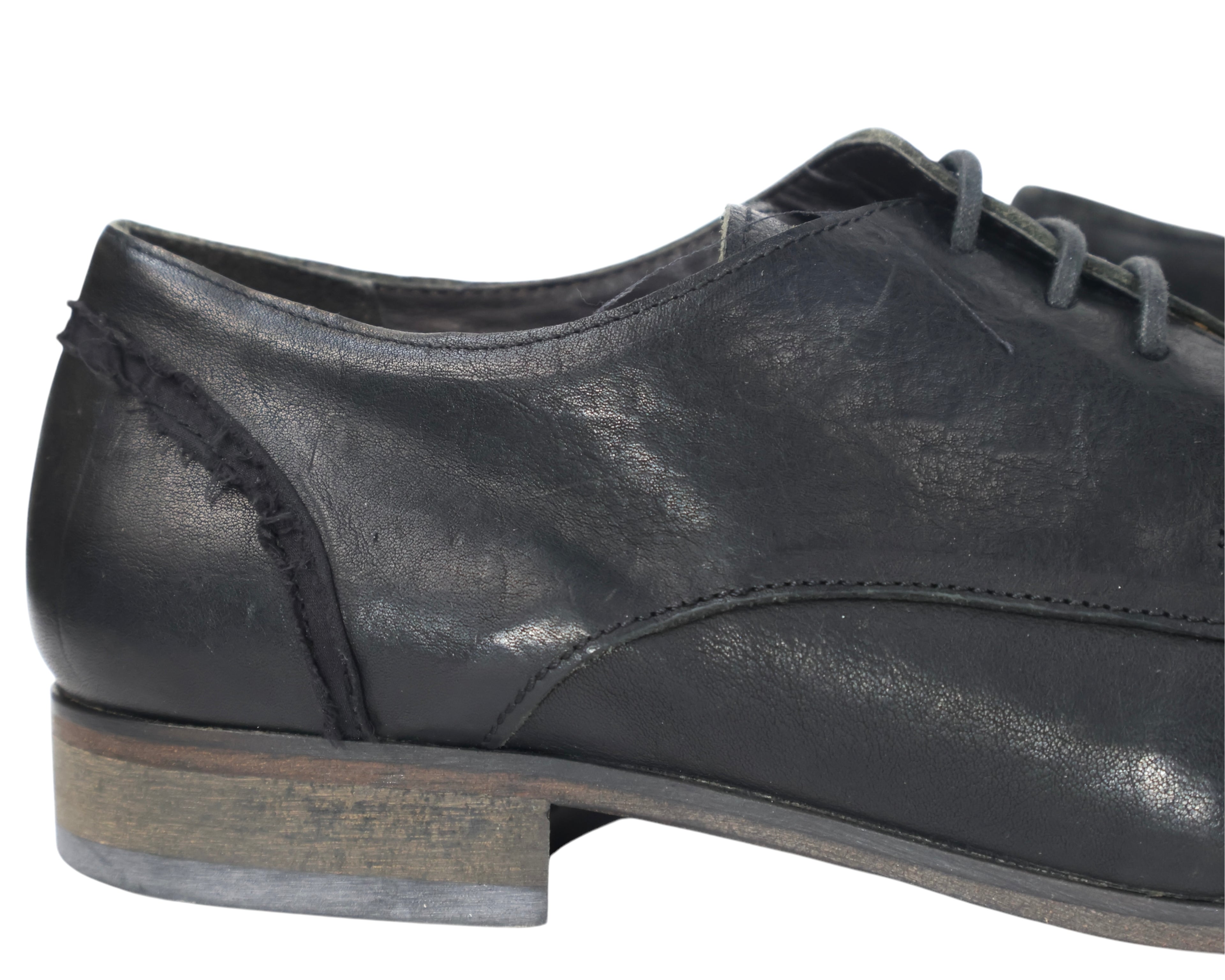 Collection PRIVÉE? Black leather shoes