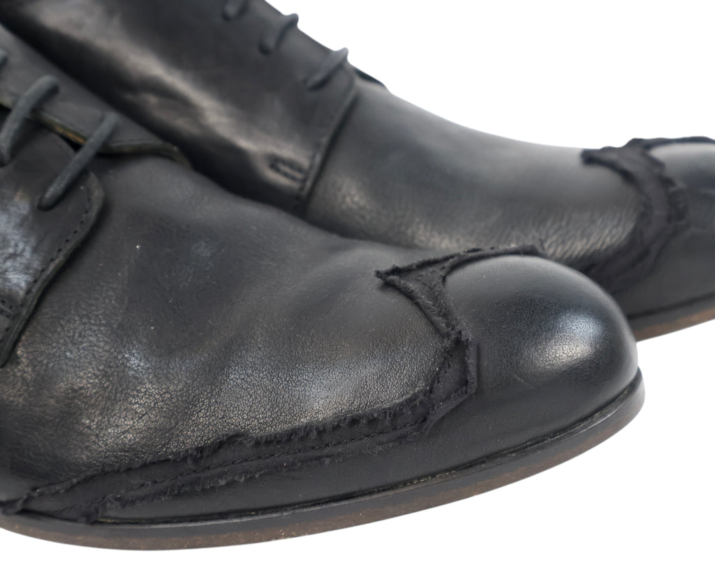 Collection PRIVÉE? Black leather shoes